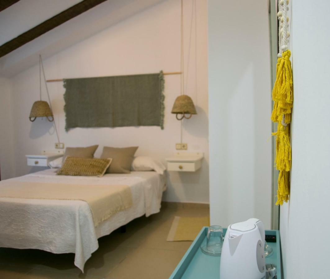Hotel Mariantonia Chiclana de la Frontera Exteriör bild